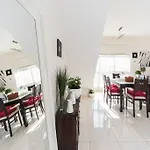 Spacious Duplex With Terrace 3-Min From The Beach By Sea N\' Rent